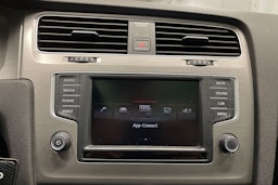 musta Volkswagen Golf 2016 kuva 17.