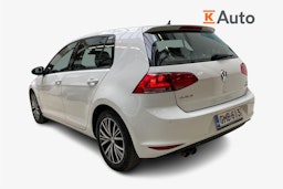 valkoinen Volkswagen Golf 2016 kuva 2.