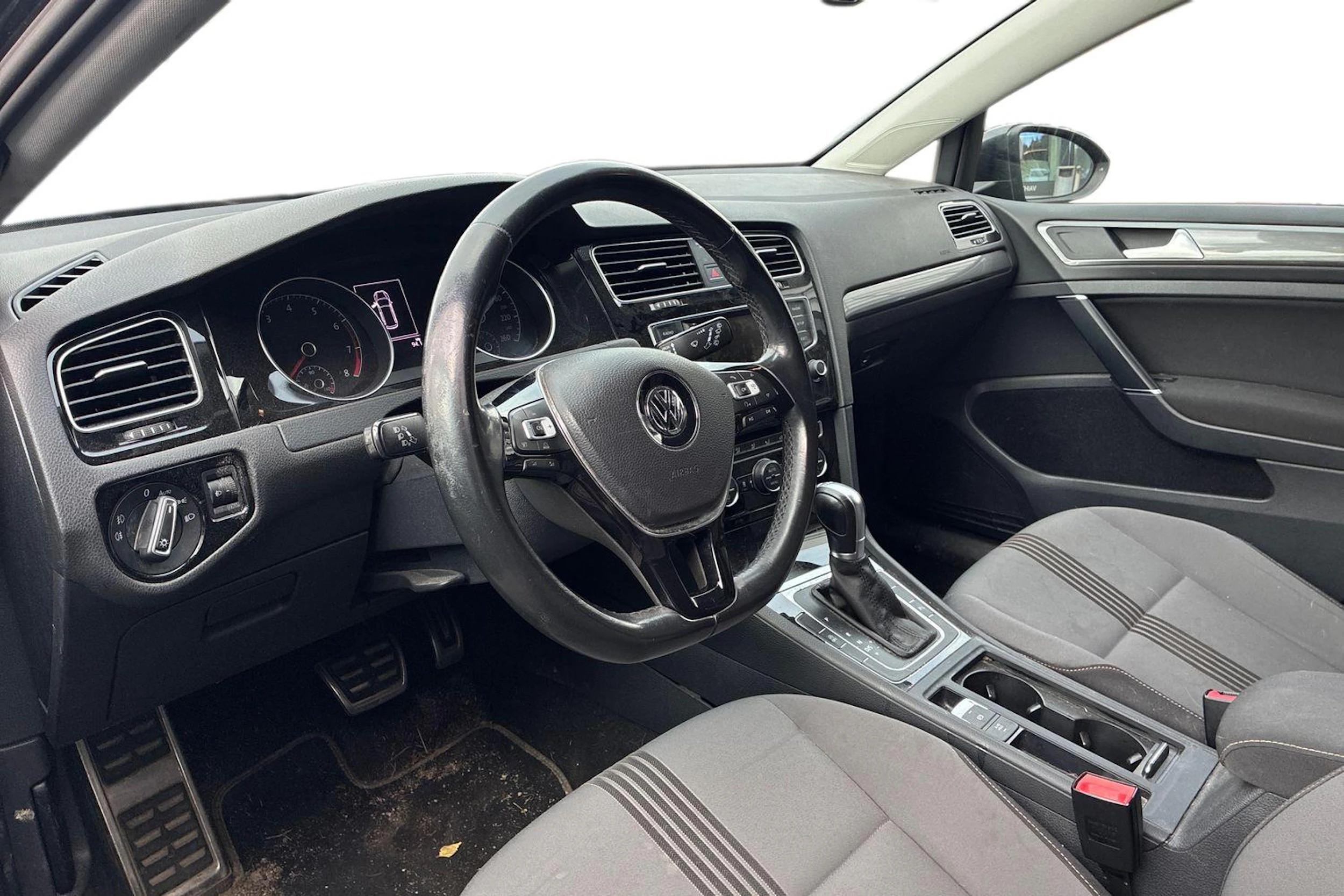 harmaa Volkswagen Golf 2016 kuva 3.