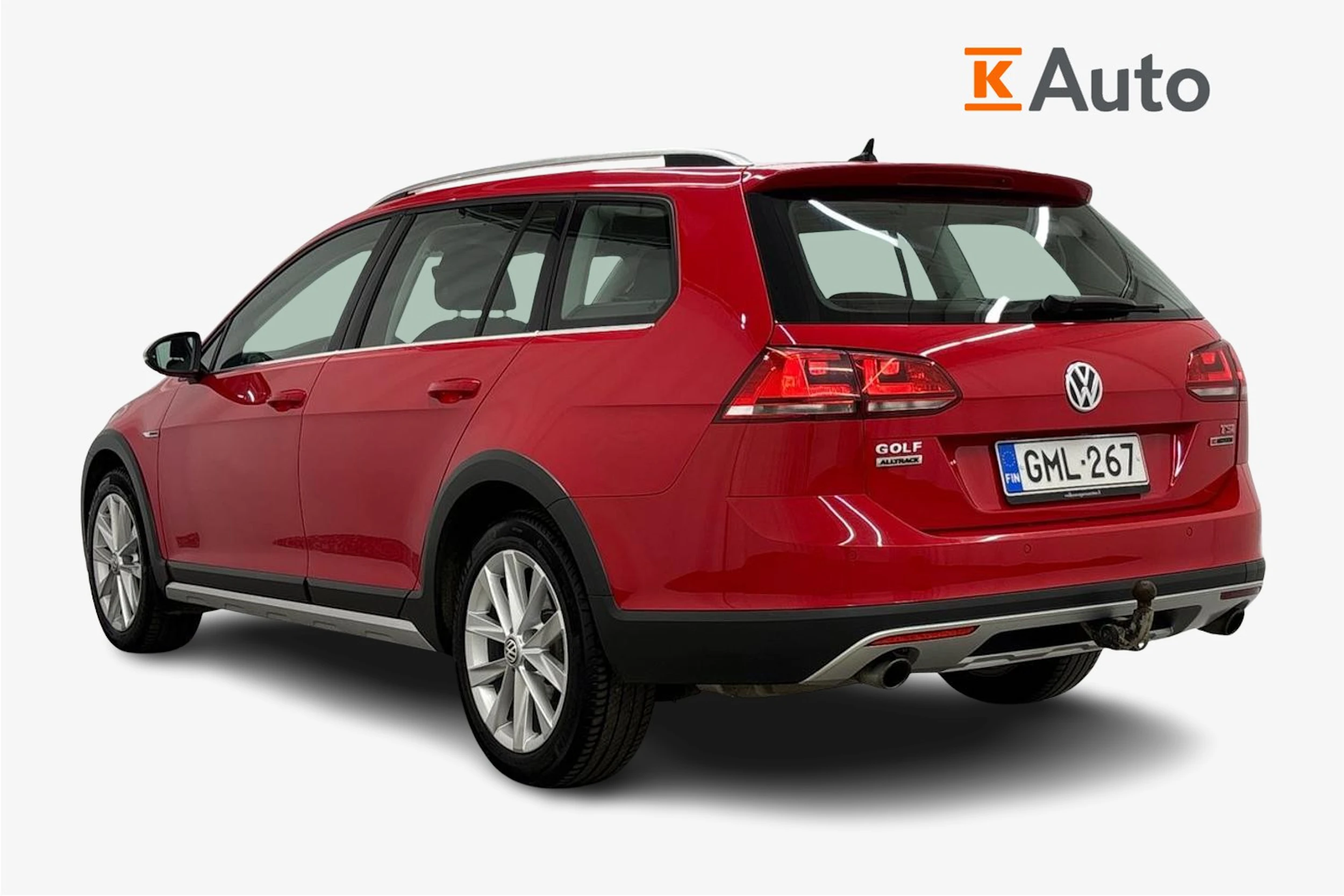 punainen Volkswagen Golf 2017 kuva 3.