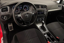 punainen Volkswagen Golf 2017 kuva 8.