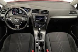 punainen Volkswagen Golf 2017 kuva 9.