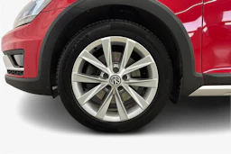 punainen Volkswagen Golf 2017 kuva 12.