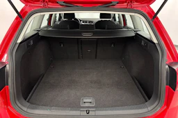 punainen Volkswagen Golf 2017 kuva 15.
