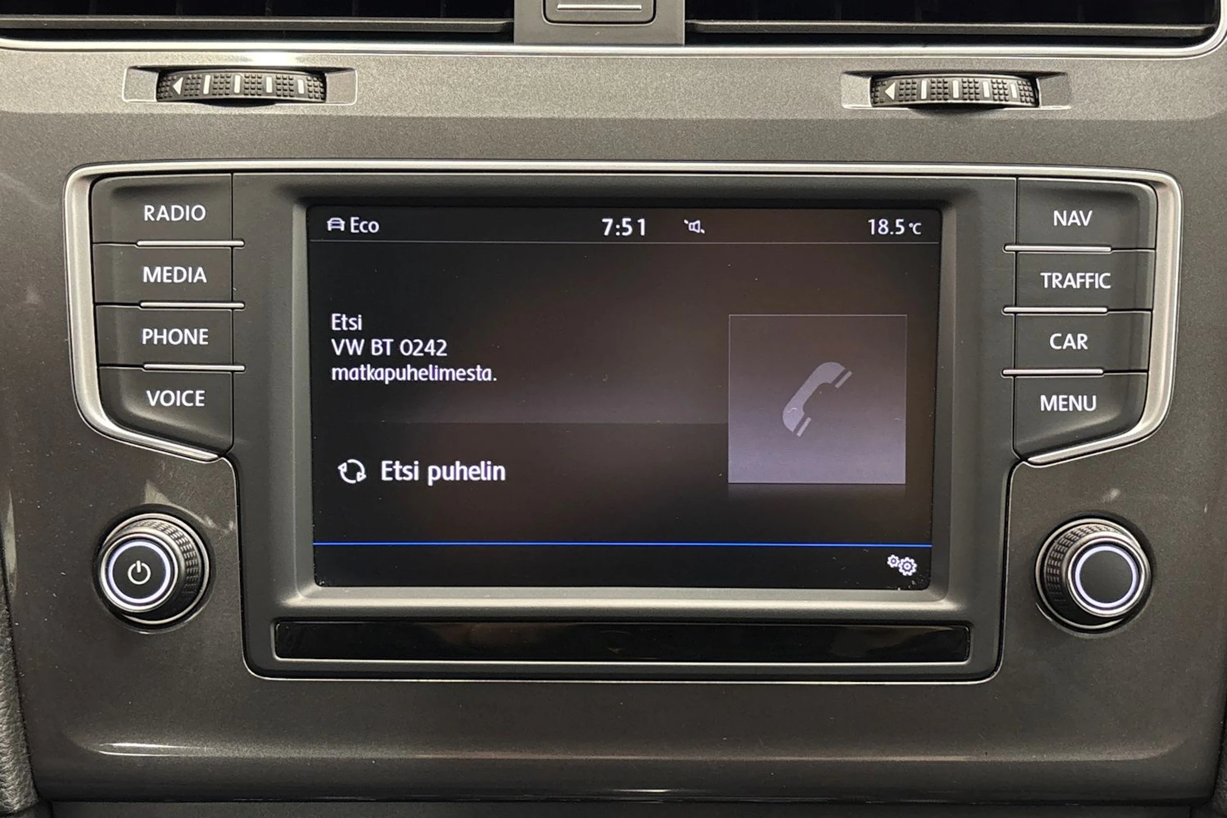 punainen Volkswagen Golf 2017 kuva 25.
