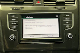 valkoinen Volkswagen Golf 2016 kuva 17.