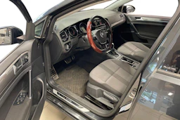 harmaa Volkswagen Golf 2016 kuva 3.