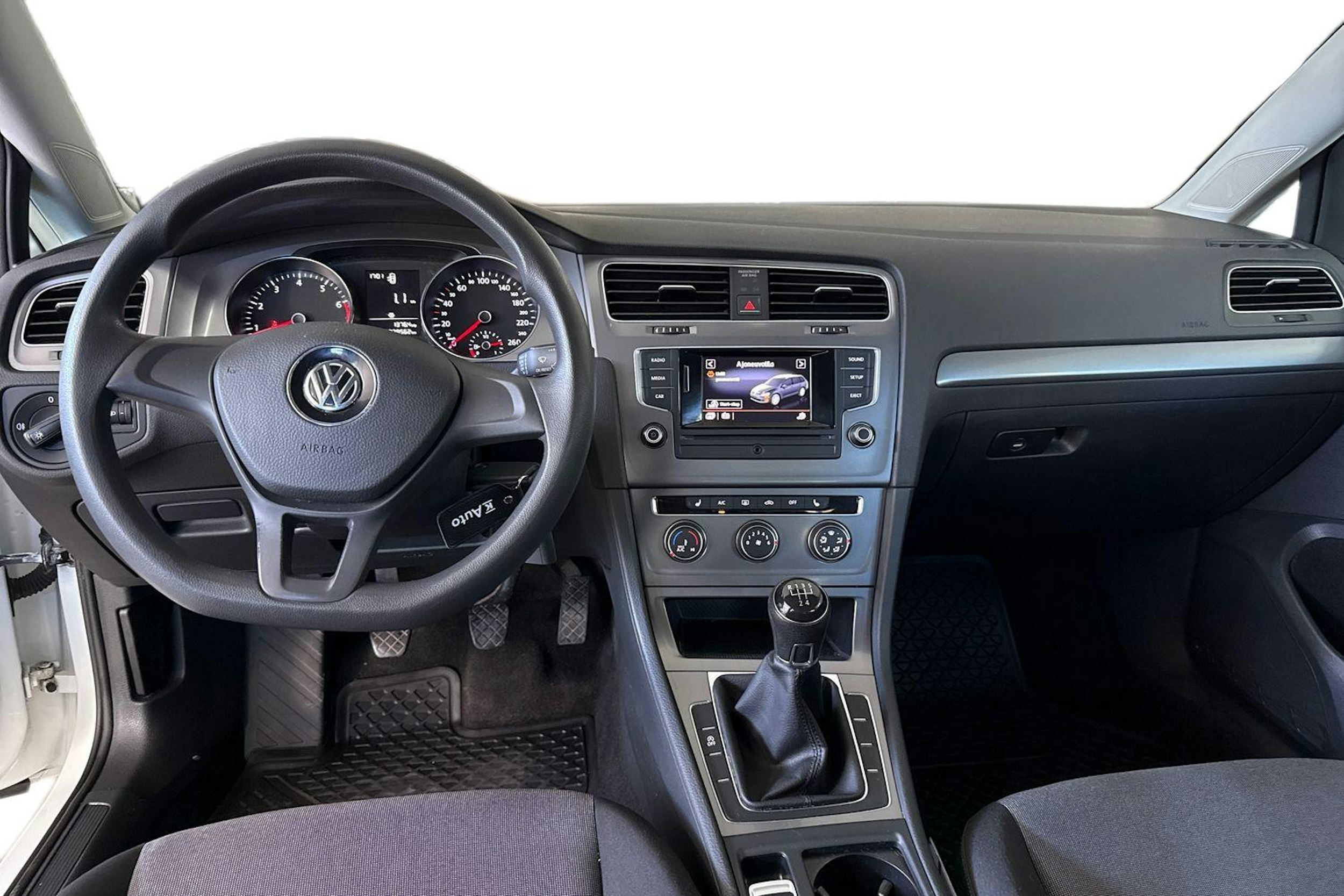 valkoinen Volkswagen Golf 2016 kuva 9.