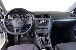 valkoinen Volkswagen Golf 2016 kuva 9.