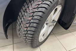 Harmaa Volkswagen GOLF 2016 kuva 13.