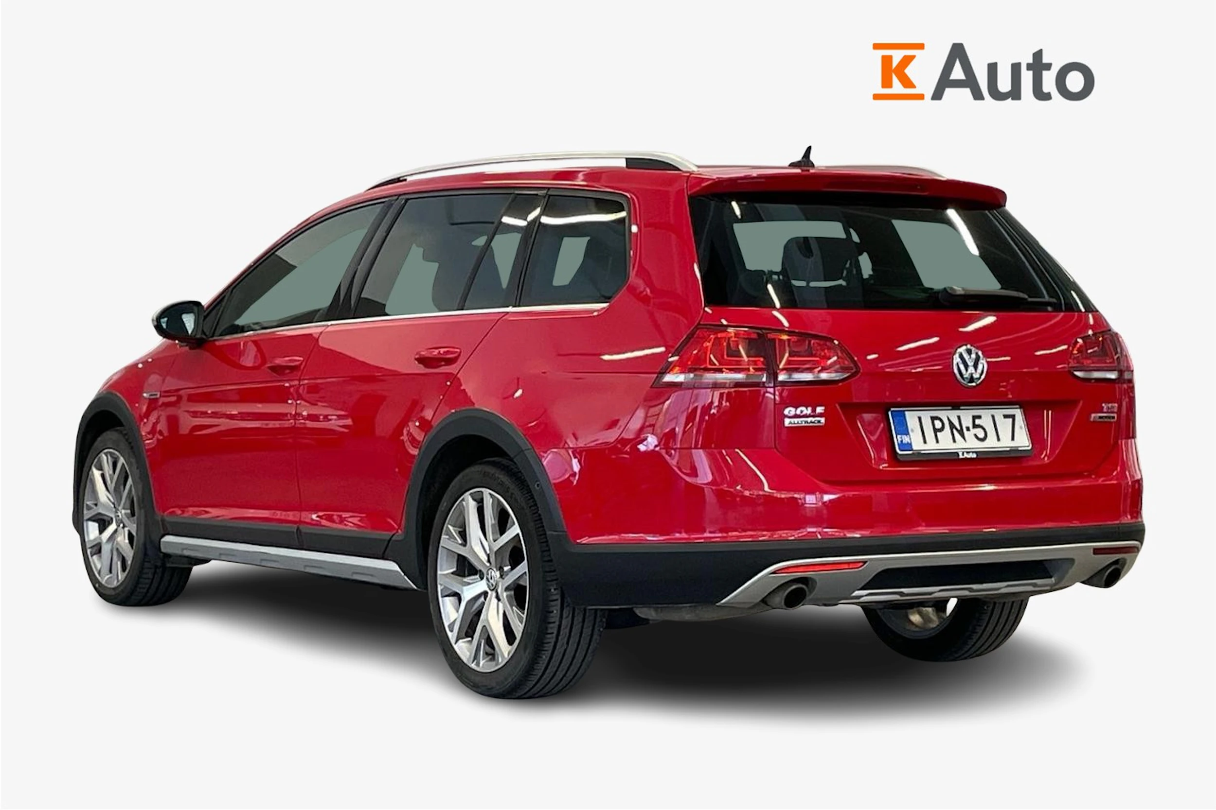 Punainen Volkswagen GOLF 2016 kuva 2.