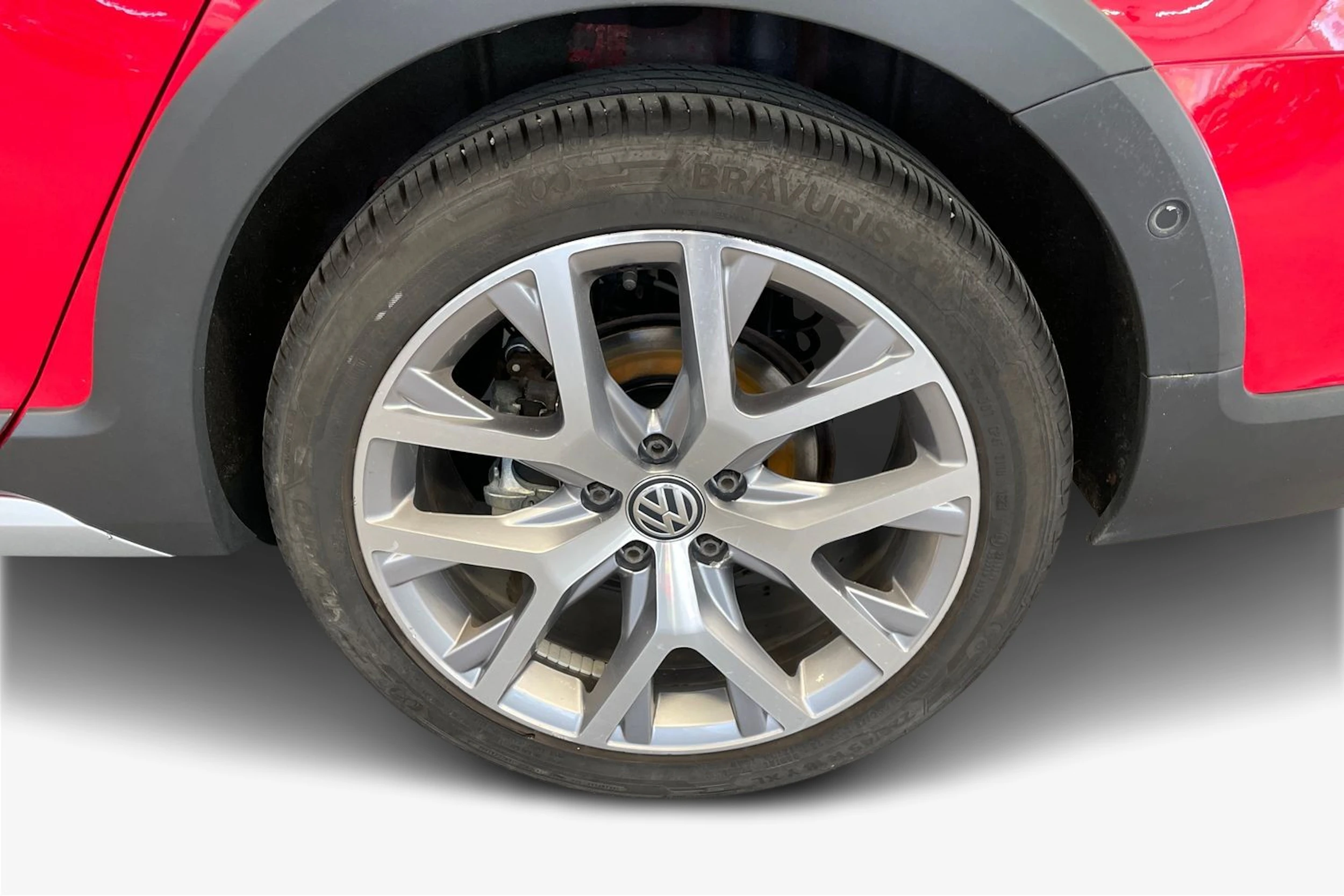 Punainen Volkswagen GOLF 2016 kuva 9.