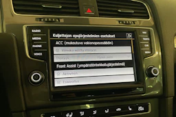 Punainen Volkswagen GOLF 2016 kuva 19.