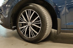 Sininen Volkswagen GOLF 2016 kuva 13.