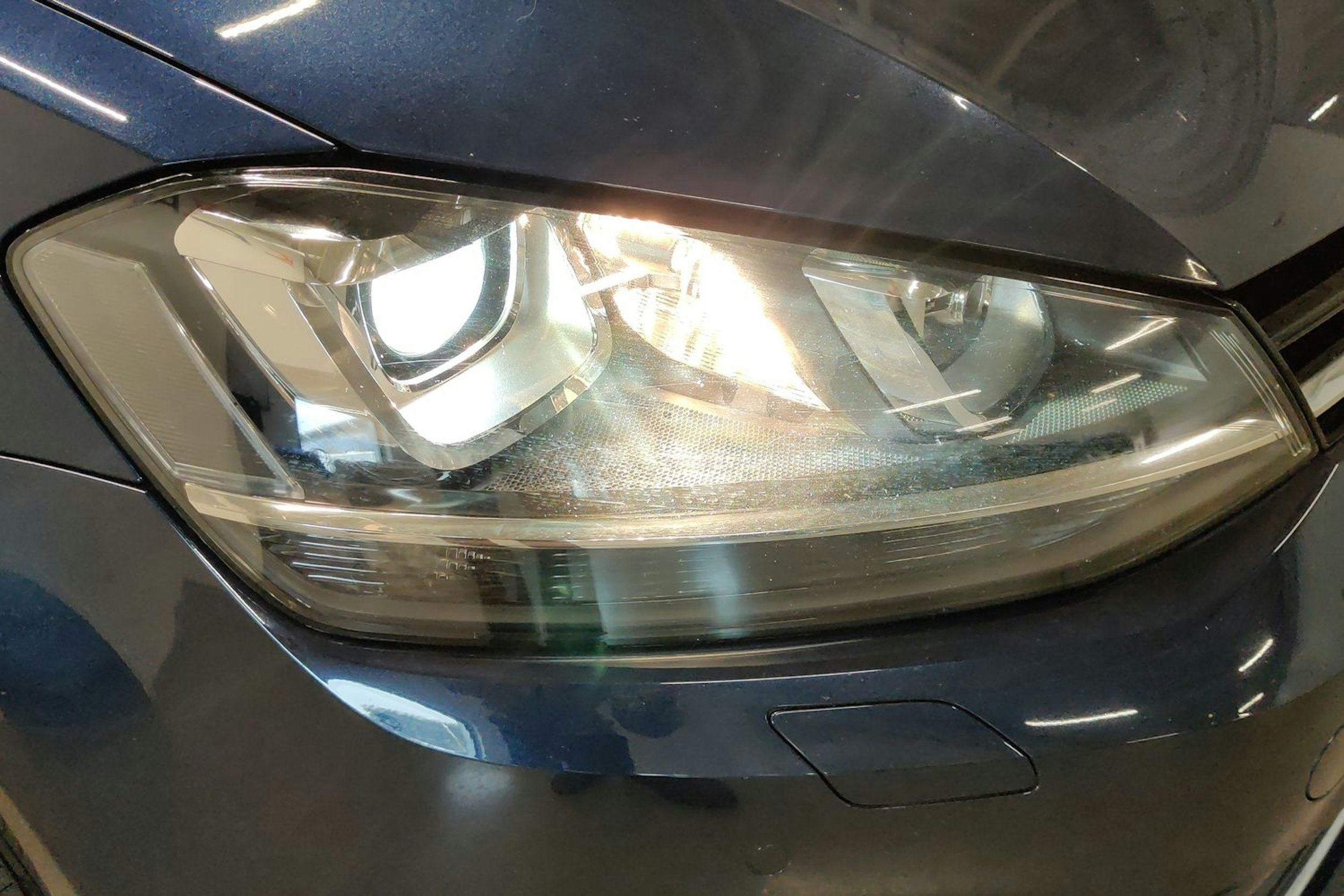 Sininen Volkswagen GOLF 2016 kuva 14.