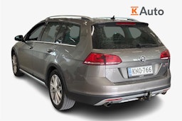 harmaa Volkswagen Golf 2016 kuva 2.