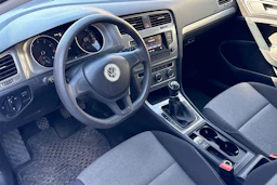 Valkoinen Volkswagen GOLF 2016 kuva 3.