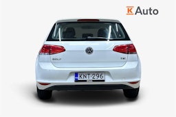 valkoinen Volkswagen Golf 2016 kuva 3.