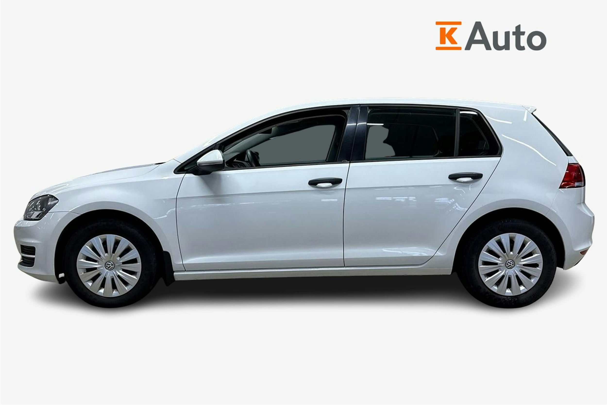 valkoinen Volkswagen Golf 2016 kuva 6.