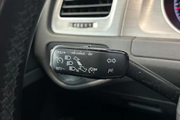 musta Volkswagen Golf 2016 kuva 17.