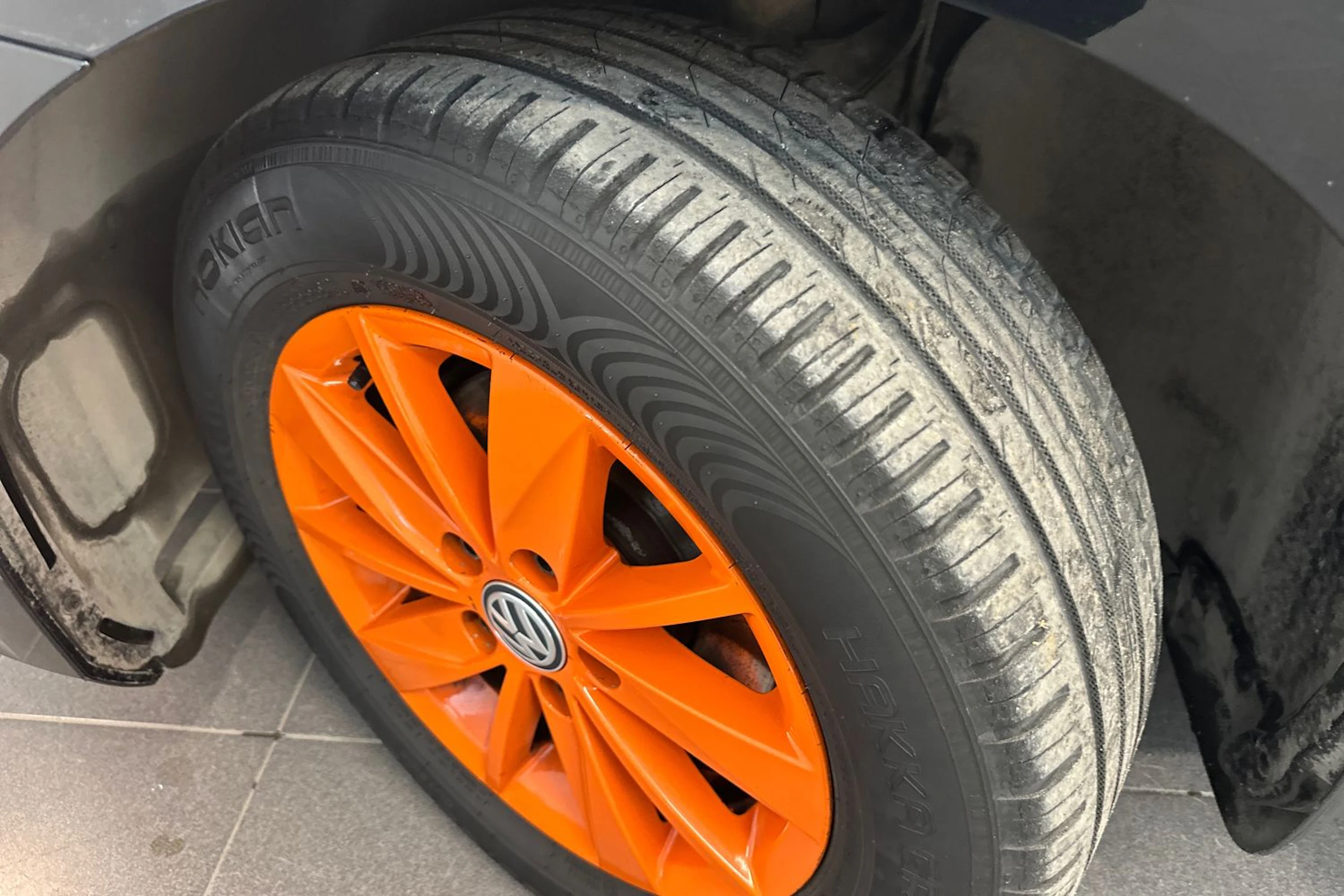 musta Volkswagen Golf 2016 kuva 28.
