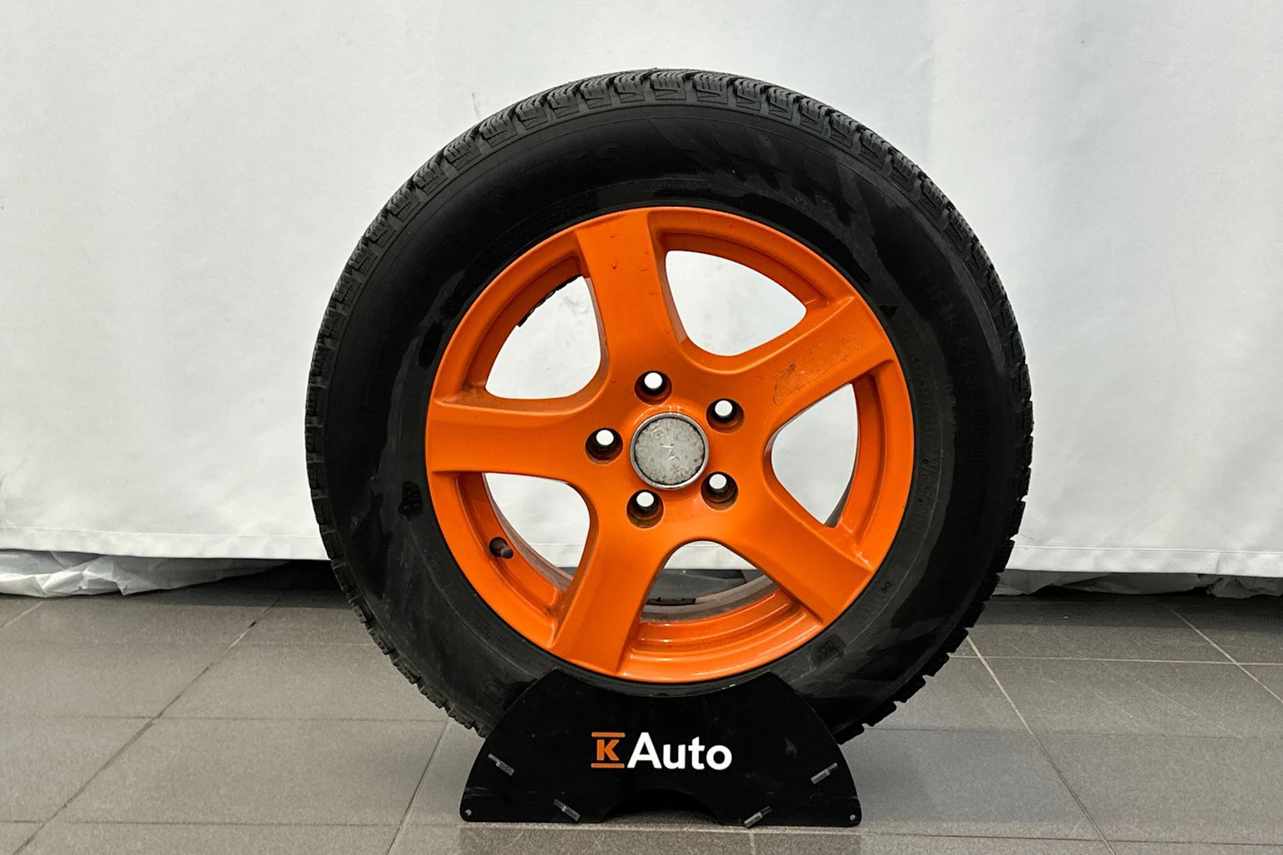 musta Volkswagen Golf 2016 kuva 29.