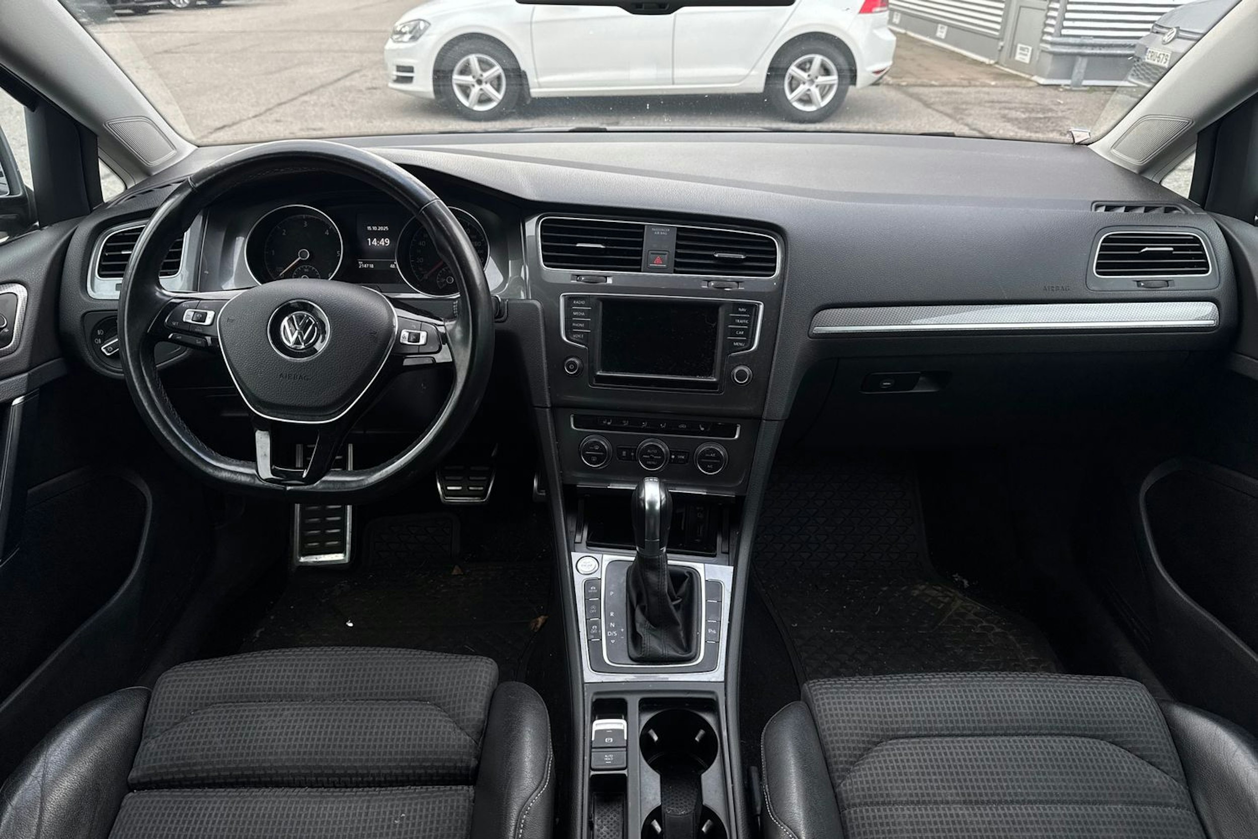 Sininen Volkswagen GOLF 2016 kuva 7.