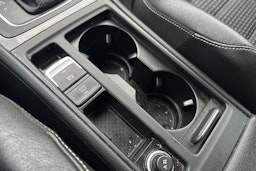 Sininen Volkswagen GOLF 2016 kuva 16.