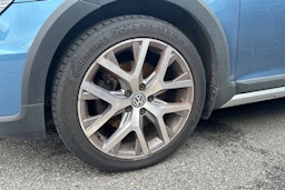 Sininen Volkswagen GOLF 2016 kuva 22.