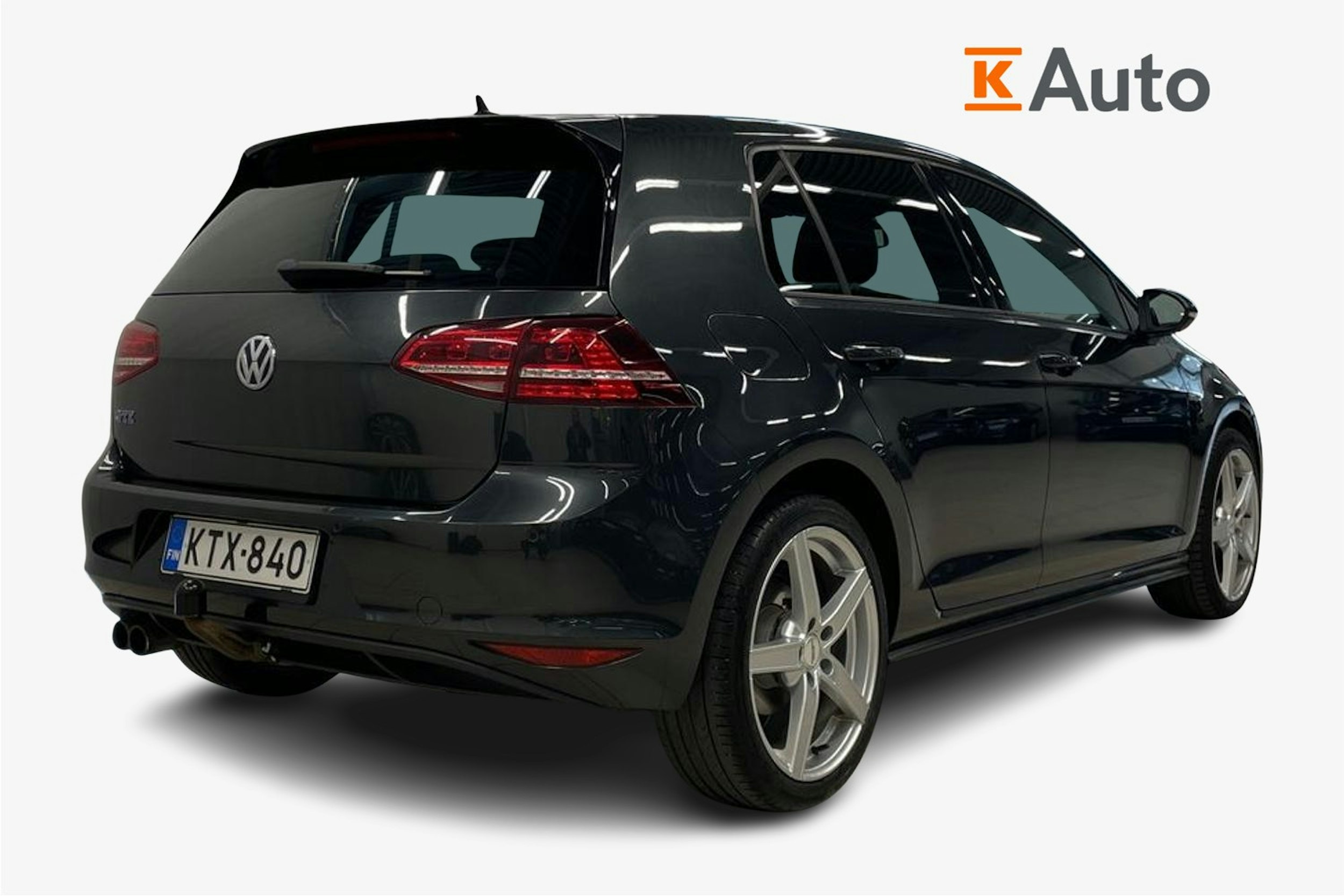 musta Volkswagen Golf 2016 kuva 2.