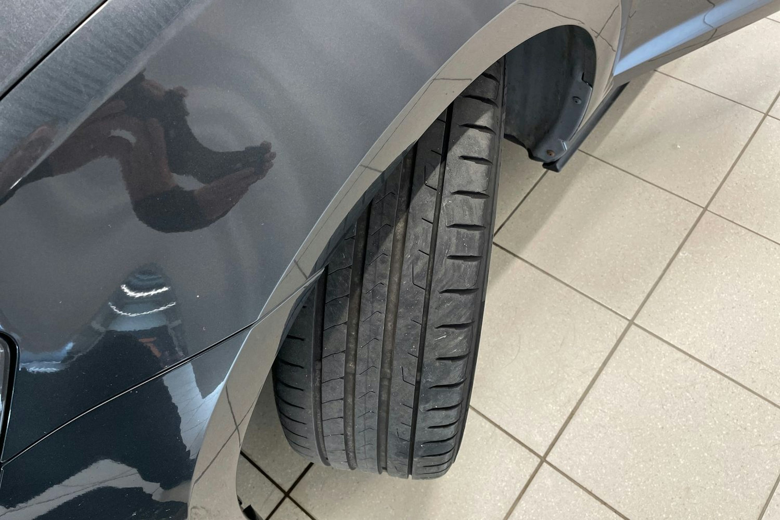 musta Volkswagen Golf 2016 kuva 13.