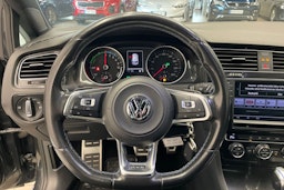 musta Volkswagen Golf 2016 kuva 14.
