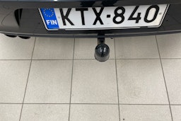 musta Volkswagen Golf 2016 kuva 22.