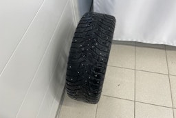 musta Volkswagen Golf 2016 kuva 24.