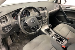 valkoinen Volkswagen Golf 2016 kuva 6.