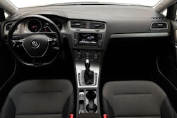 harmaa Volkswagen Golf 2016 kuva 7.