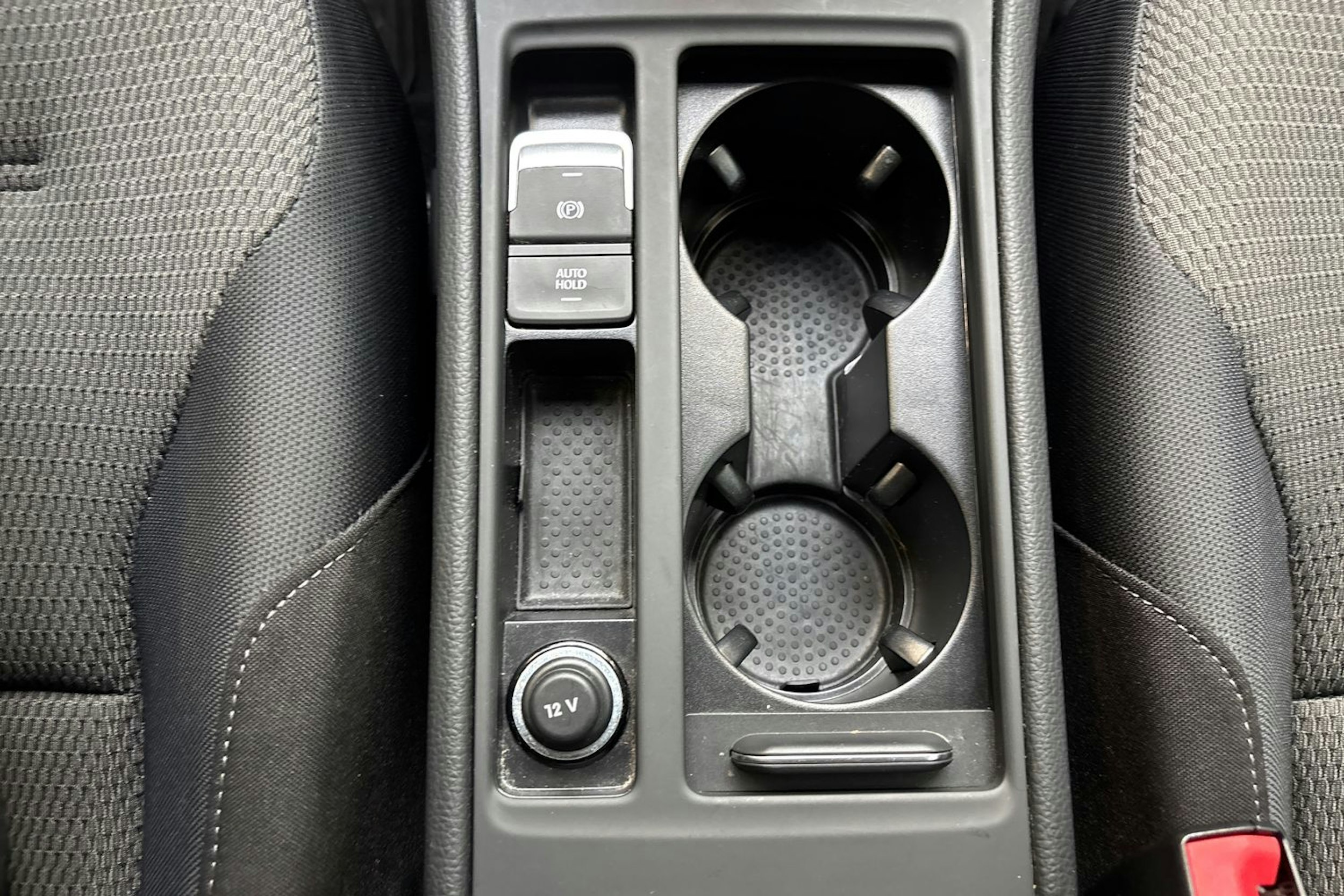 harmaa Volkswagen Golf 2016 kuva 20.