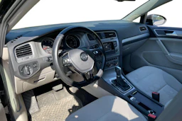 Musta Volkswagen GOLF 2016 kuva 3.