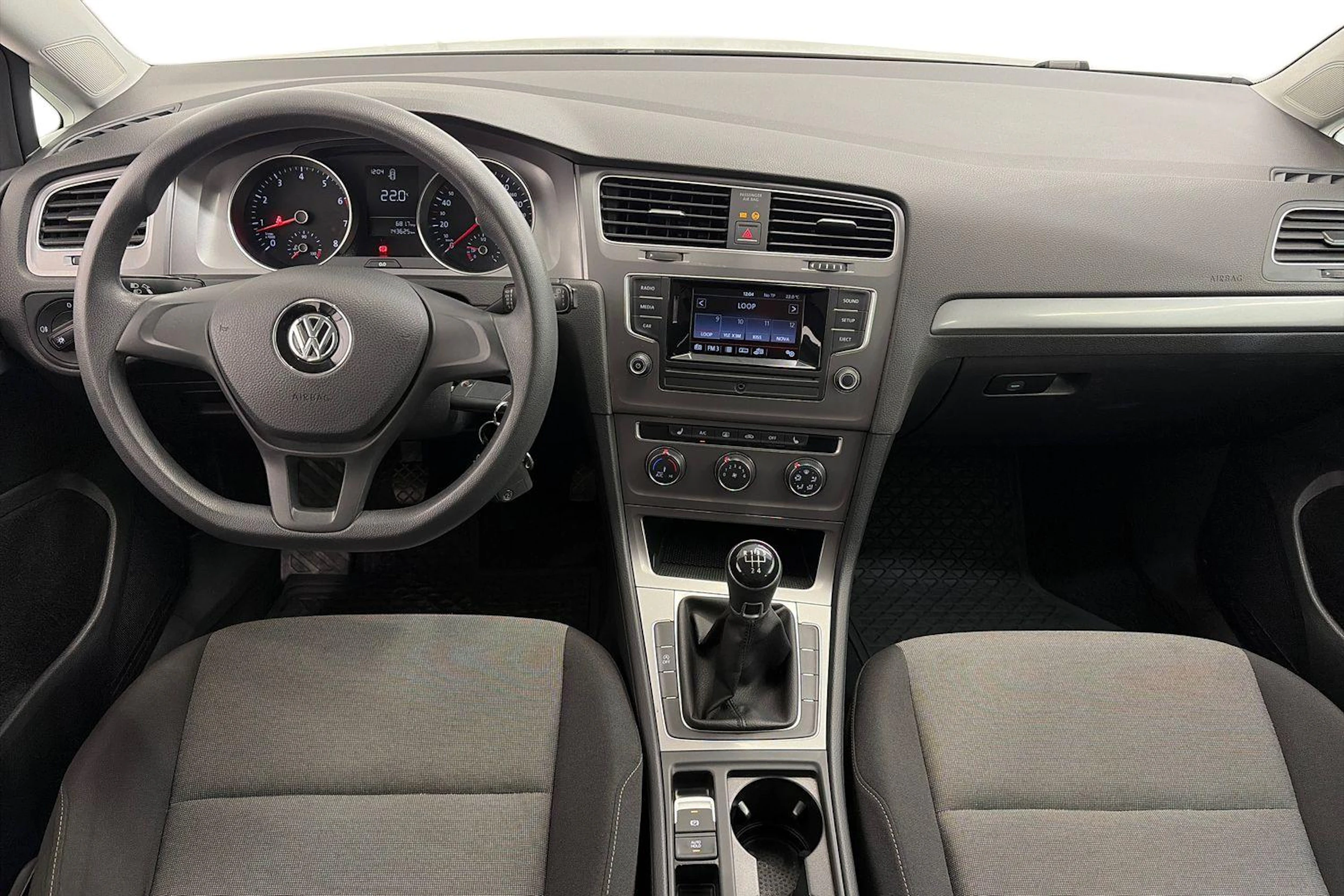 valkoinen Volkswagen Golf 2016 kuva 7.