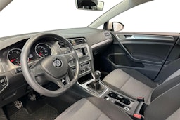 valkoinen Volkswagen Golf 2016 kuva 7.
