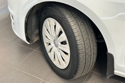 valkoinen Volkswagen Golf 2016 kuva 13.