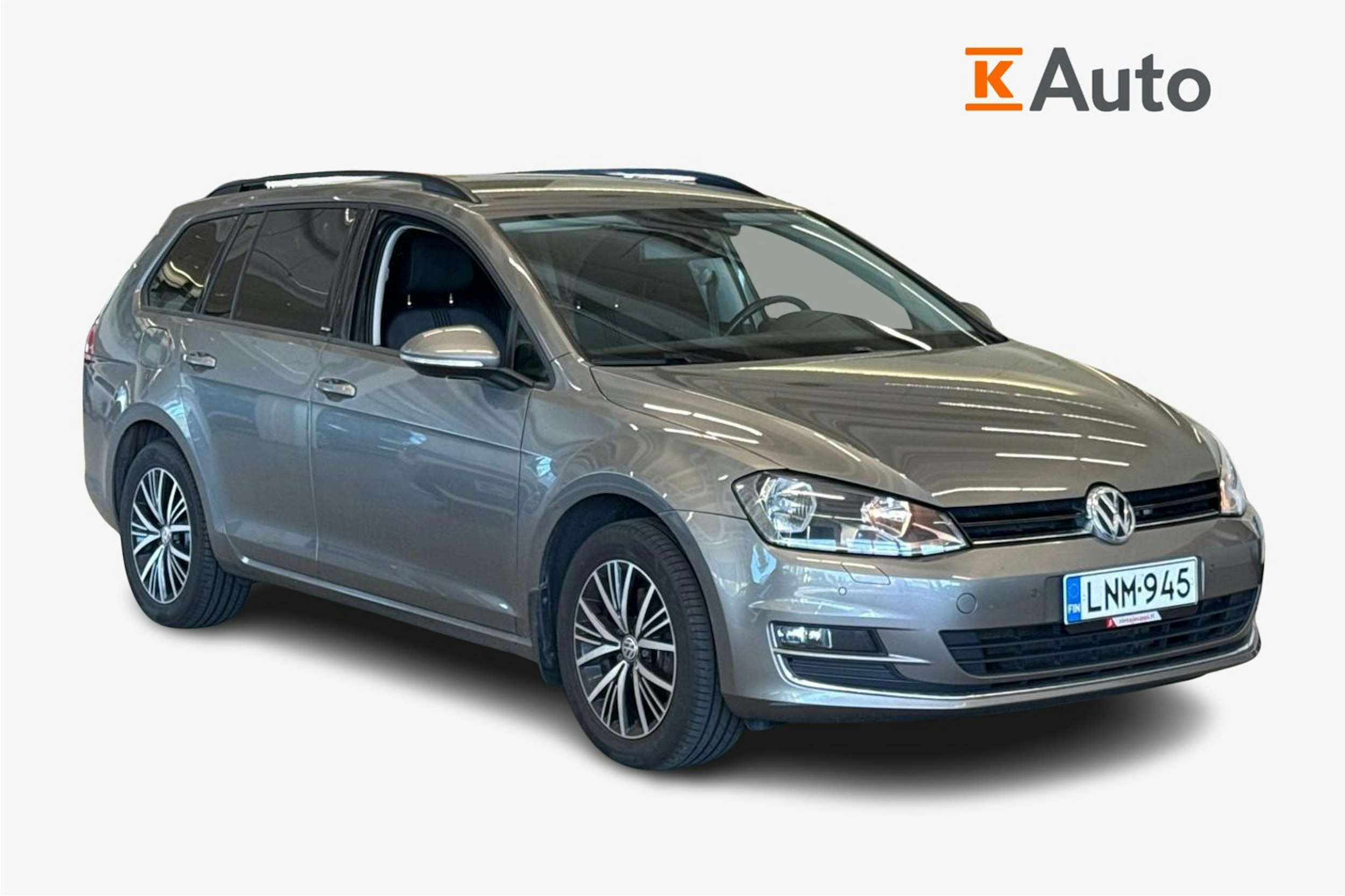 harmaa Volkswagen Golf 2016 kuva 1.