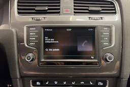 punainen Volkswagen Golf 2016 kuva 19.