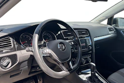 harmaa Volkswagen Golf 2016 kuva 3.