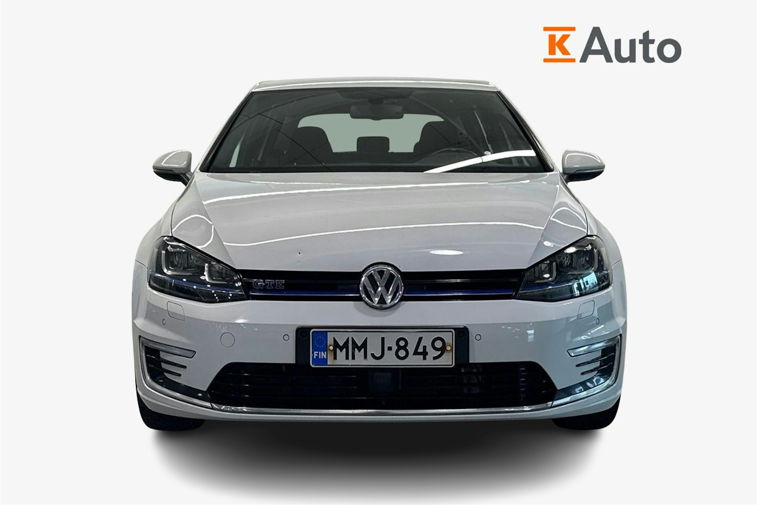 valkoinen Volkswagen Golf 2016 kuva 5.