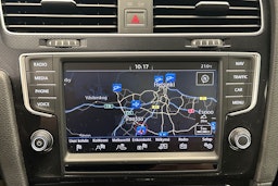 valkoinen Volkswagen Golf 2016 kuva 19.