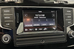 valkoinen Volkswagen Golf 2016 kuva 15.