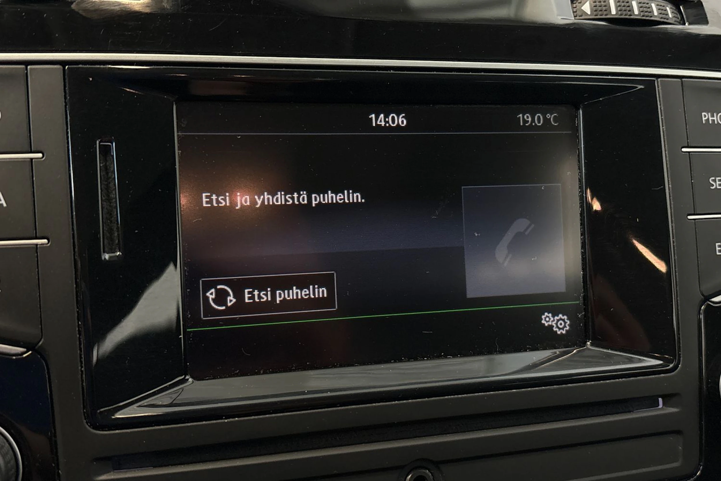 valkoinen Volkswagen Golf 2016 kuva 17.
