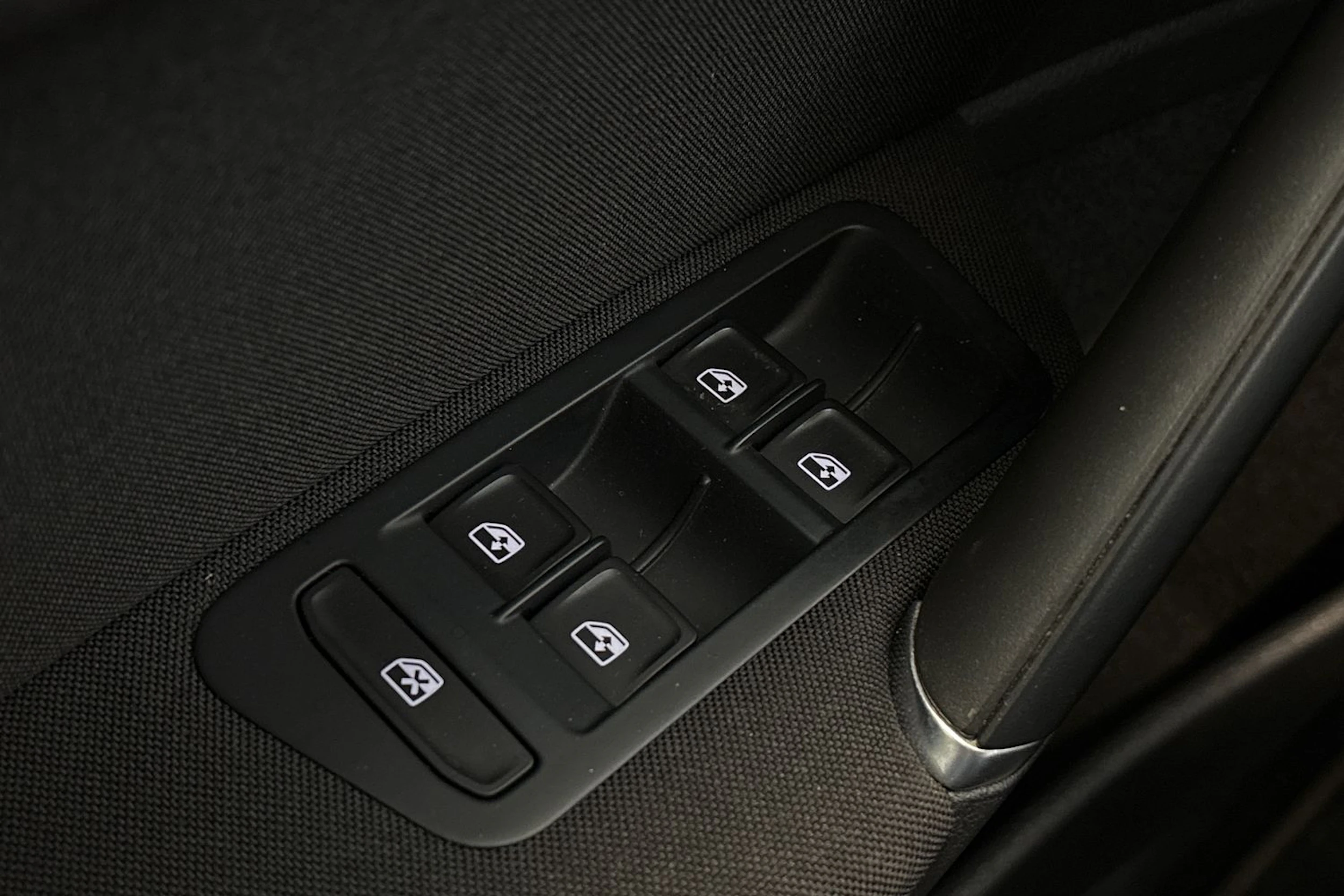 valkoinen Volkswagen Golf 2016 kuva 26.