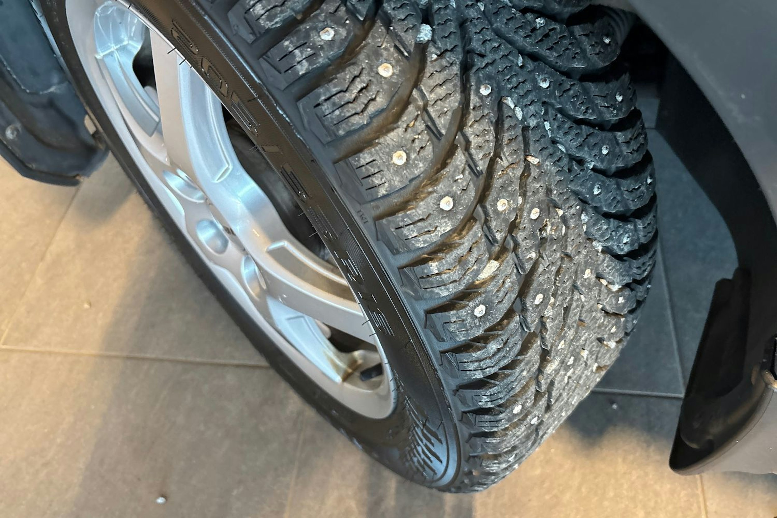 Harmaa Volkswagen GOLF 2016 kuva 13.